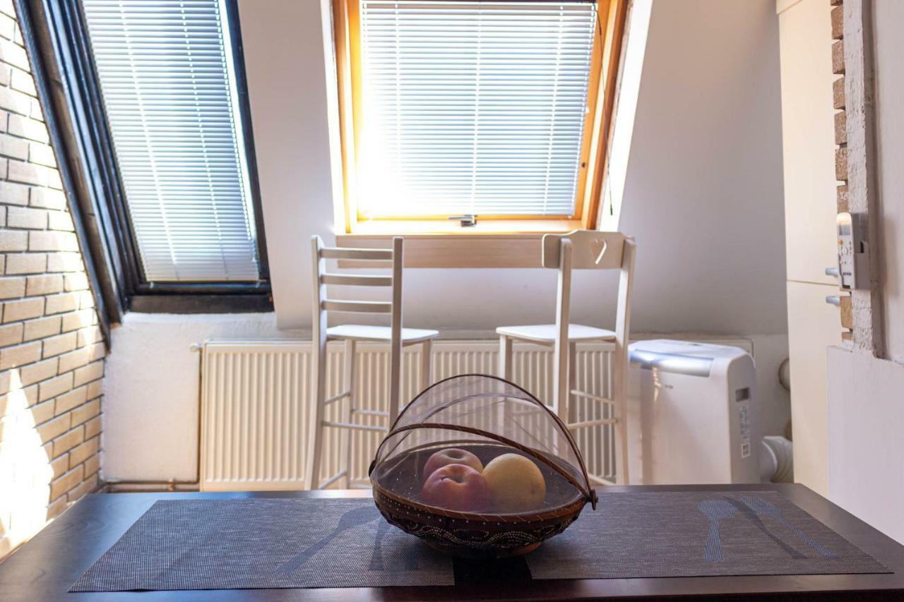 Apartman "Soba Sa Pogledom" Golubac Eksteriør bilde
